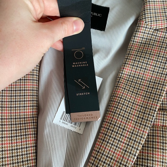 Banana Republic Plaid Blazer - Picture 4 of 5